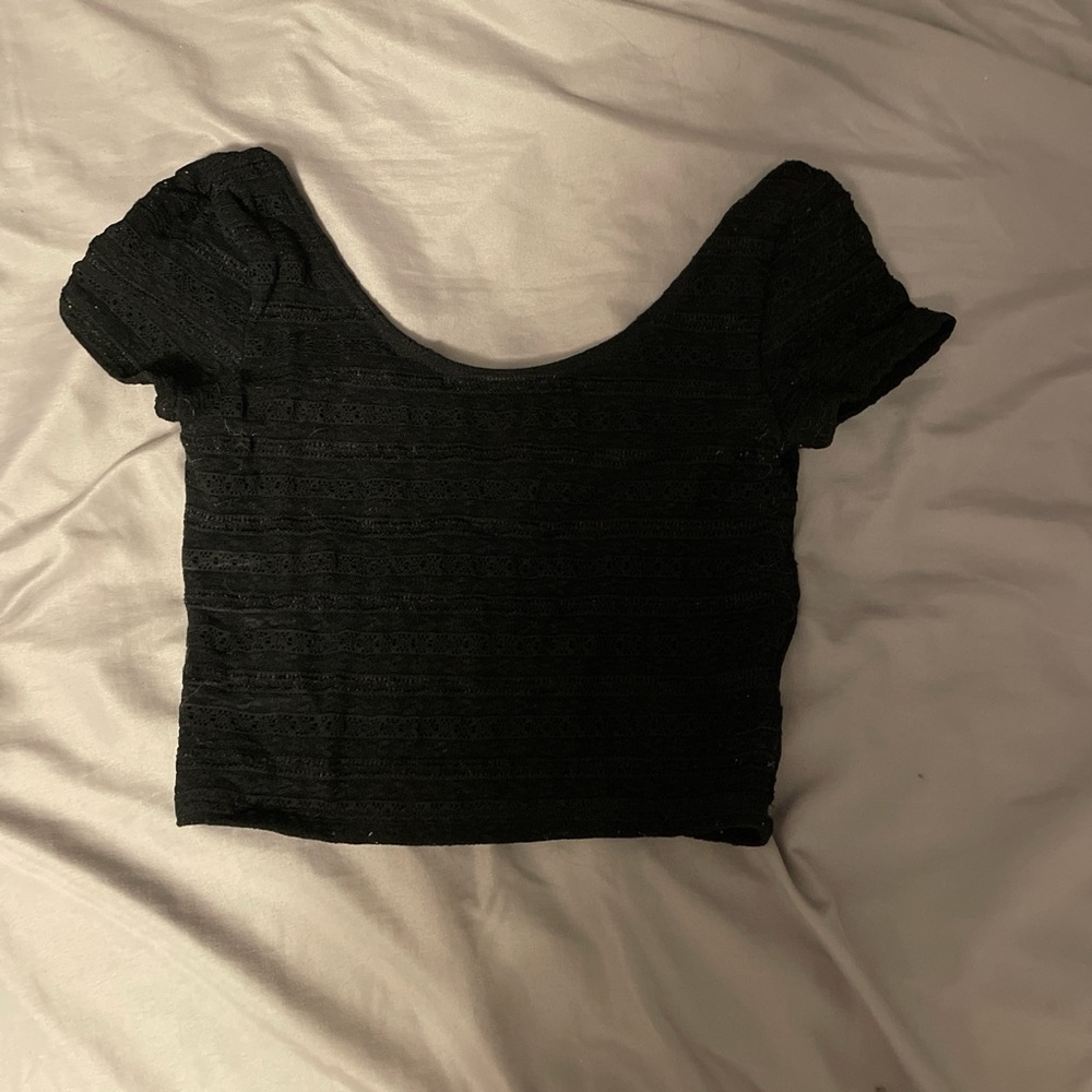 Women’s cropped tee